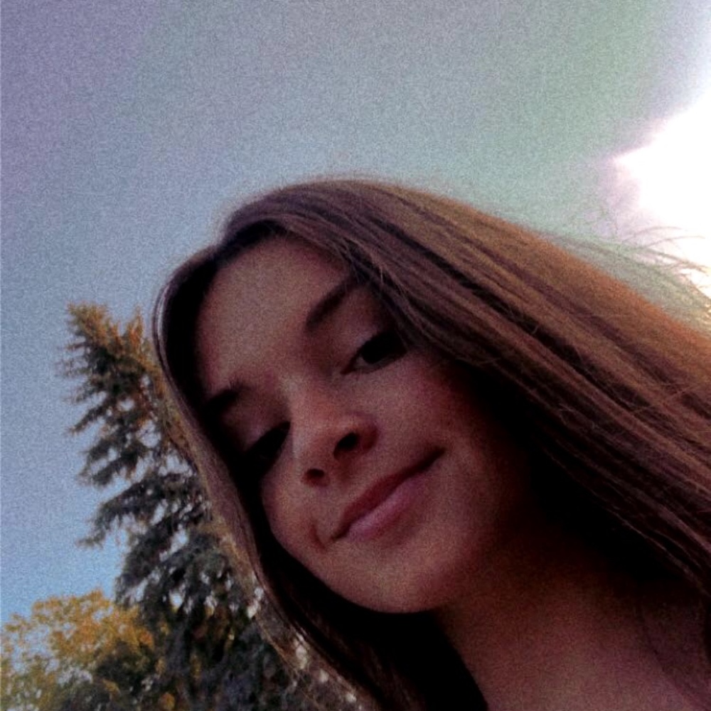 Meet your Posher, Béatrice